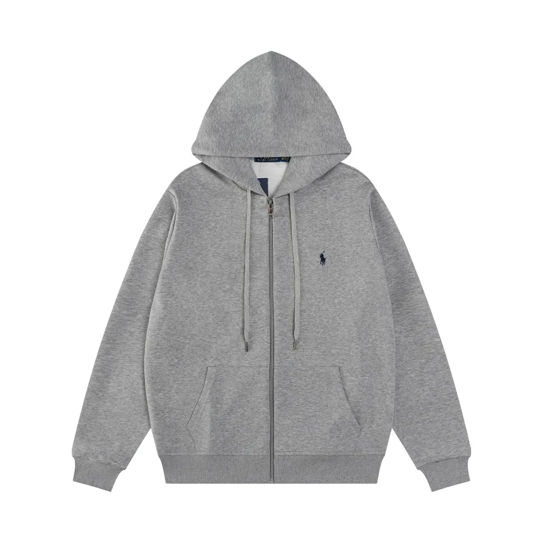 P236 #R95 Ralph Lauren/Ralph Lauren Twelve Color Pony🐎 Embroidered zipper cardigan jacket hooded sweatshirt This hooded sweatshirt is decorated with a simple style that represents Ralph Lauren. It is paired with a pony embroidery pattern, which is three-dimensional and full! The solid color fabric paired with exquisite embroidery instantly sets it off! Hooded sports design, loose and casual fit! The overall texture is very strong! Through the pictures, we can feel the thickness and texture of custom-woven and dyed threads. The workmanship is exquisite. They are shipped from major foreign trade factories. They are all made by masters with many years of experience. Everything is of high standards and requirements! Simple and versatile style ~ super delicate and soft, close to the body without being tied, all fabrics and accessories are original custom-made and of high quality! Perfectly reflects the brand’s sense of superiority! Standard cut, comfortable stretch, unrestricted movement! Highly practical, high-end and classy! Versatile style ~ can be paired with jeans or jogging pants. Ideal for transitioning from your morning commute to weekend events!  Color: Black with red label Black with white label Khaki Navy blue with red label Navy blue with white label White Light gray Dark gray Burgundy Army green Light blue Pink Size: S M L